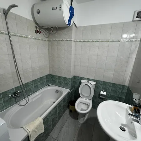 Comfort 3 * Sarandë